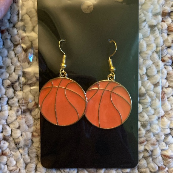 “Basketball” earrings. - Picture 1 of 2